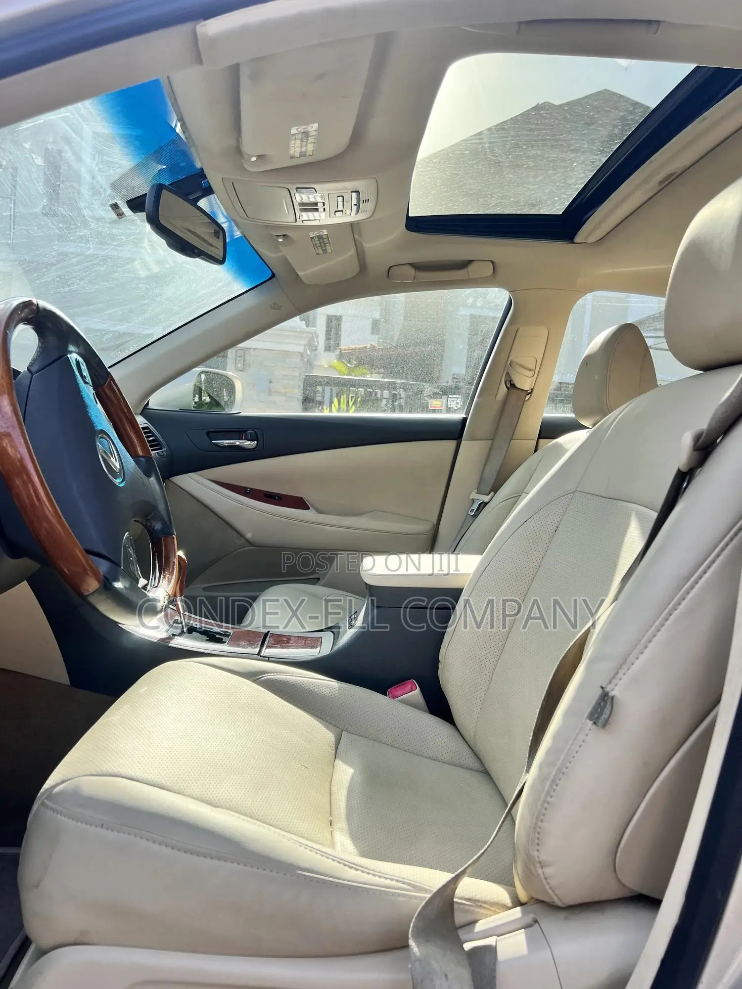 Lexus ES 350 2010 Gold