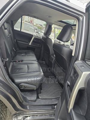 Toyota 4-Runner Limited 4WD 2012 Gray