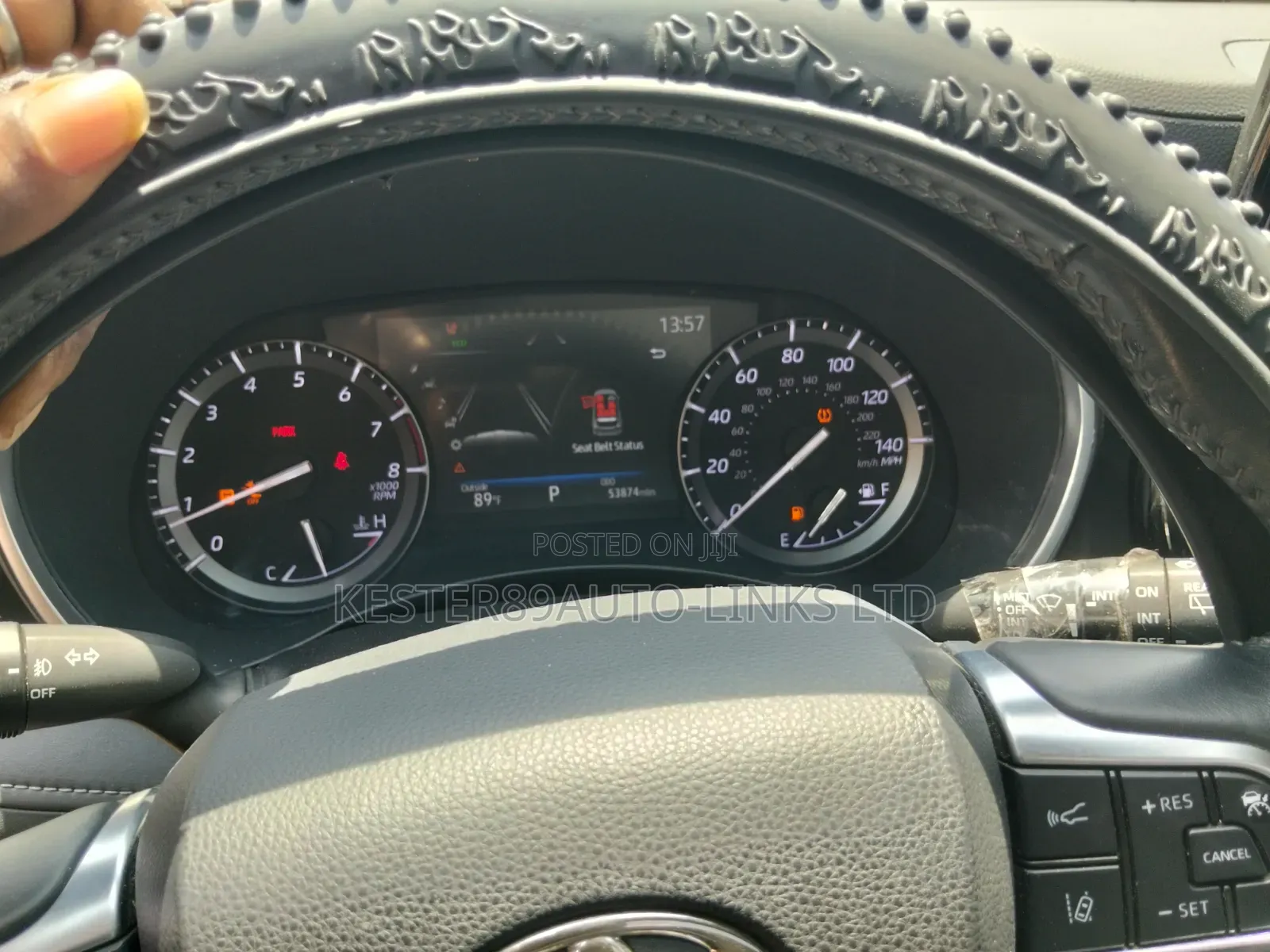 Toyota Highlander XLE 2022 Silver
