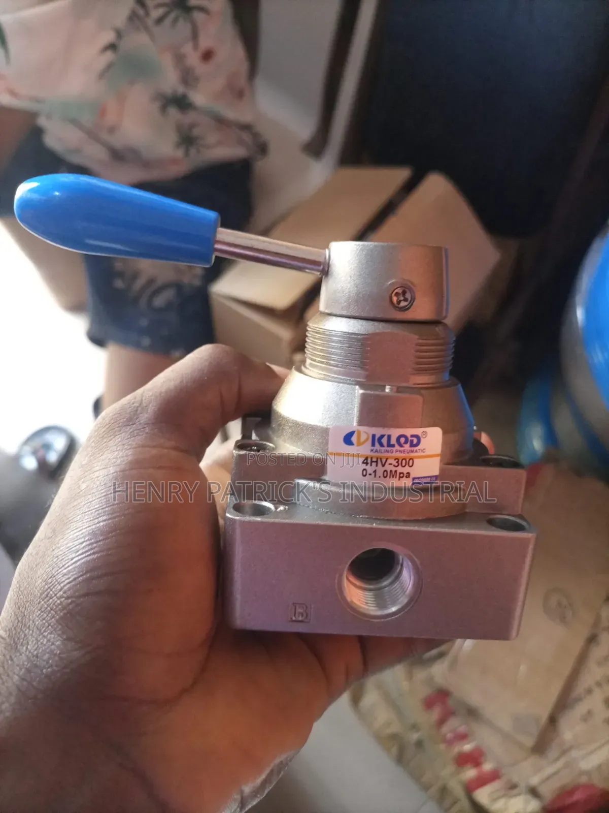 Pneumatic Manual Valve