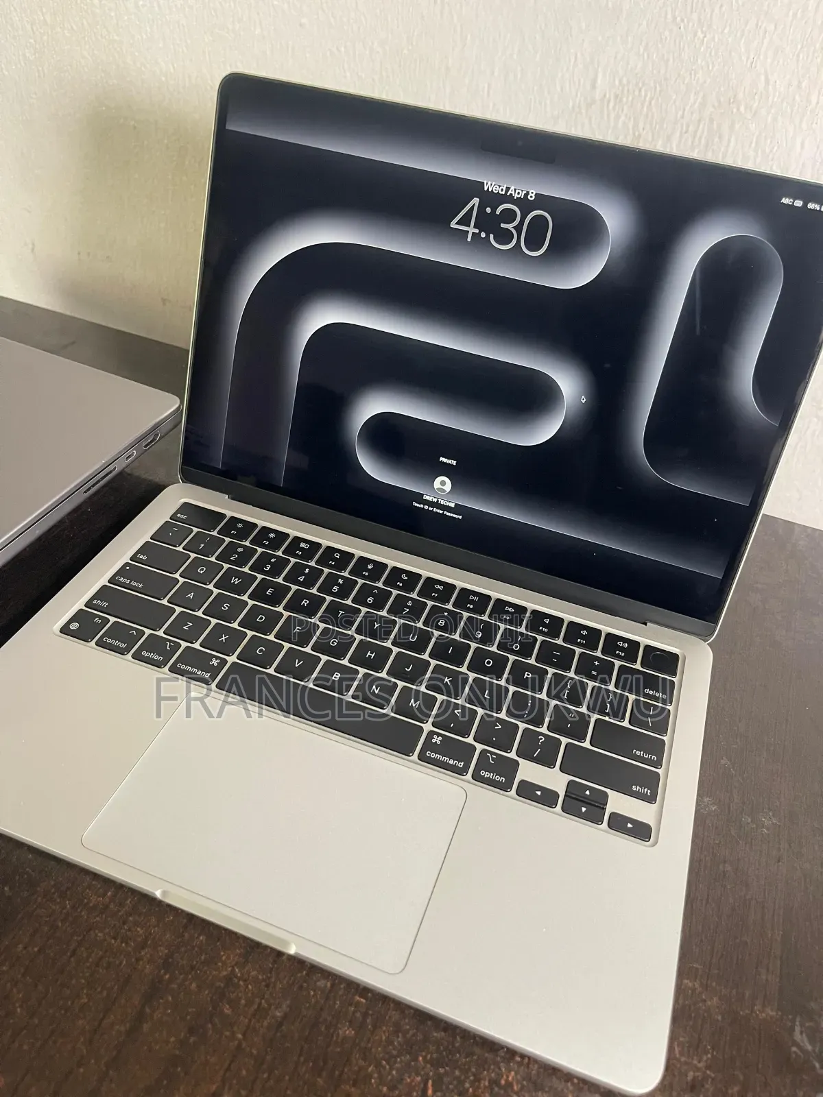 Laptop Apple MacBook Air 2022 M2 8GB Apple M2 SSD 256GB