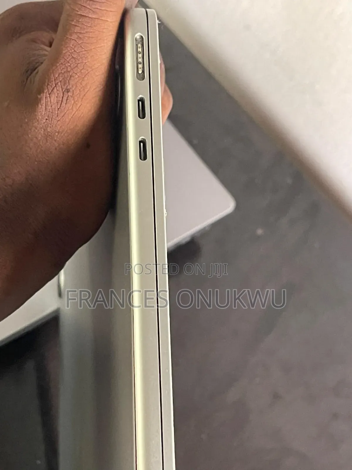 Laptop Apple MacBook Air 2022 M2 8GB Apple M2 SSD 256GB