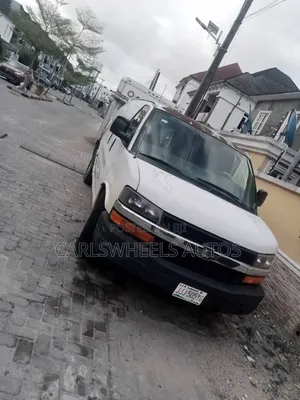 Chevrolet Shcool Bus 2010 White