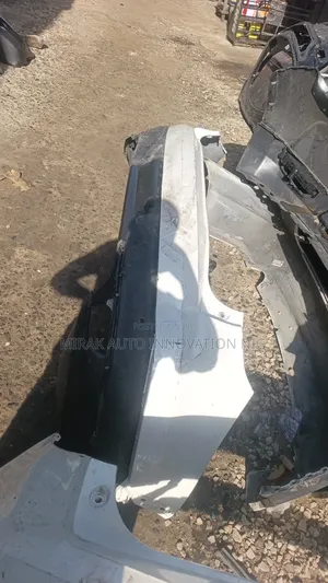 Empty Back Bumper Honda Pilot 2020
