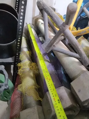 80mx 900m Length Stud Bolt and Nut