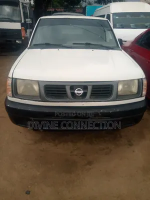 Nissan Frontier S 2022 White