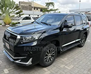 Toyota Land Cruiser Prado 2011 Black