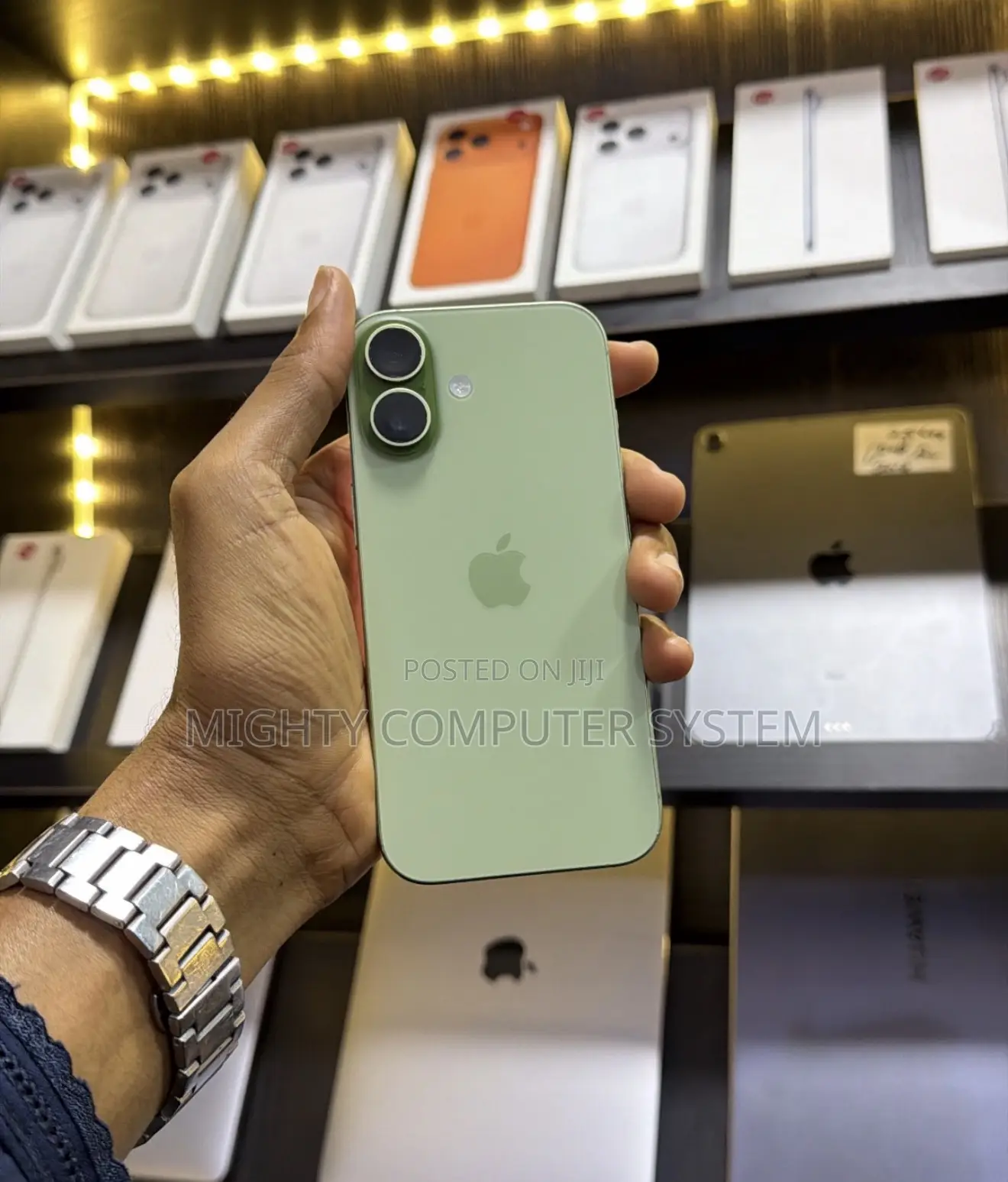 New Apple iPhone 17 256 GB