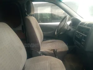 Toyota HiAce 2004 Grey