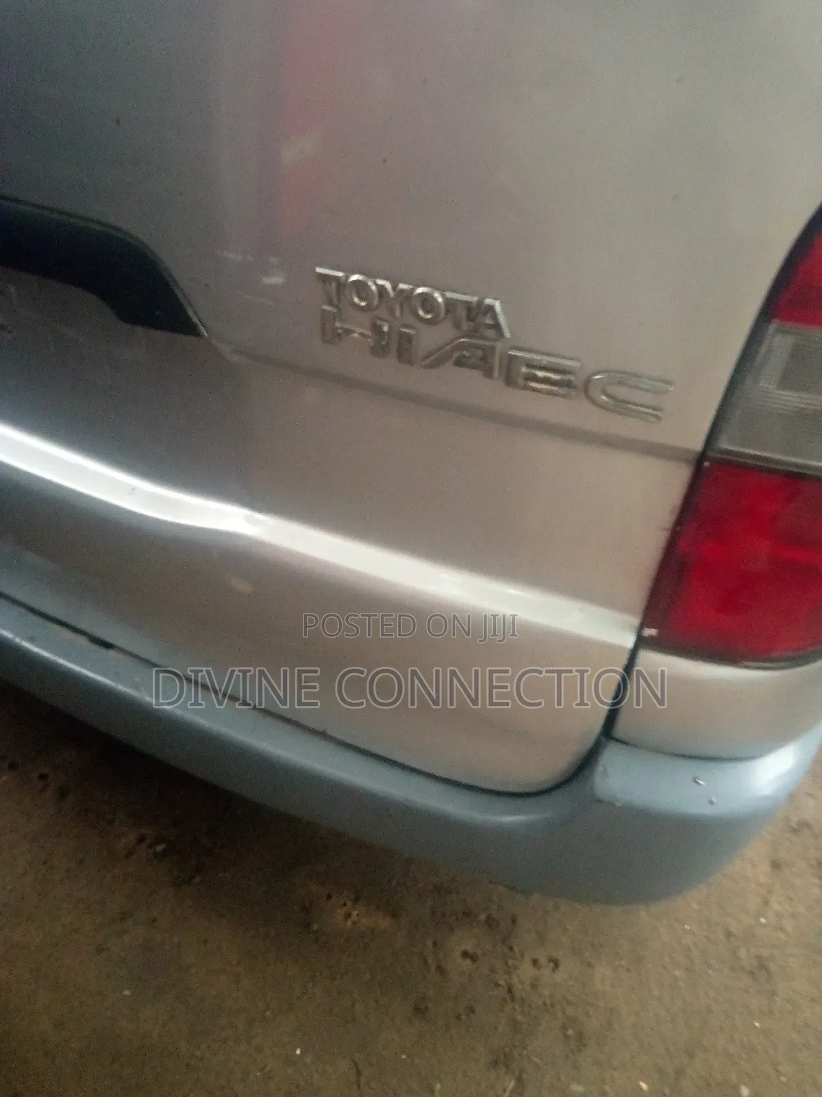 Toyota HiAce 2004 Grey