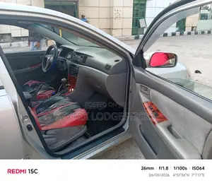 Toyota Corolla LE 2005 Silver