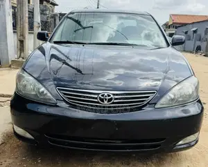 Toyota Camry LE 4dr Sedan (2.4L 4cyl 4A) 2004 Black