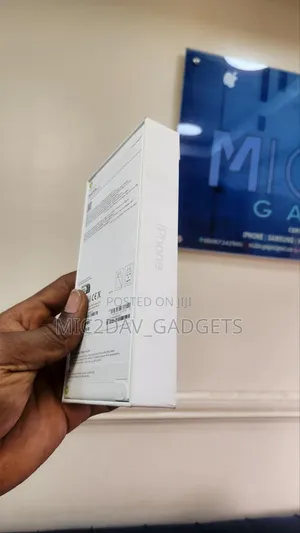 New Apple iPhone 17 Pro Max 256 GB White