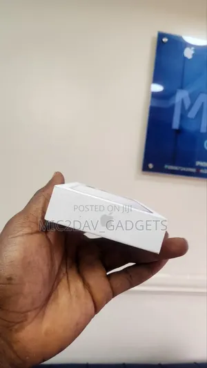 New Apple iPhone 17 Pro Max 256 GB White