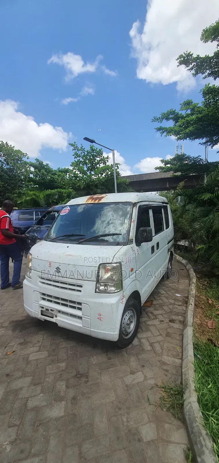 Suzuki APV Minibus 2012 White