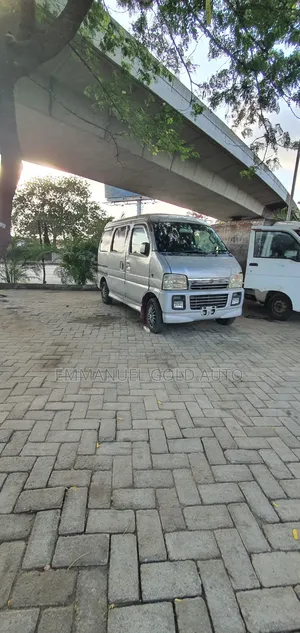 Suzuki APV Minibus 2010 Silver