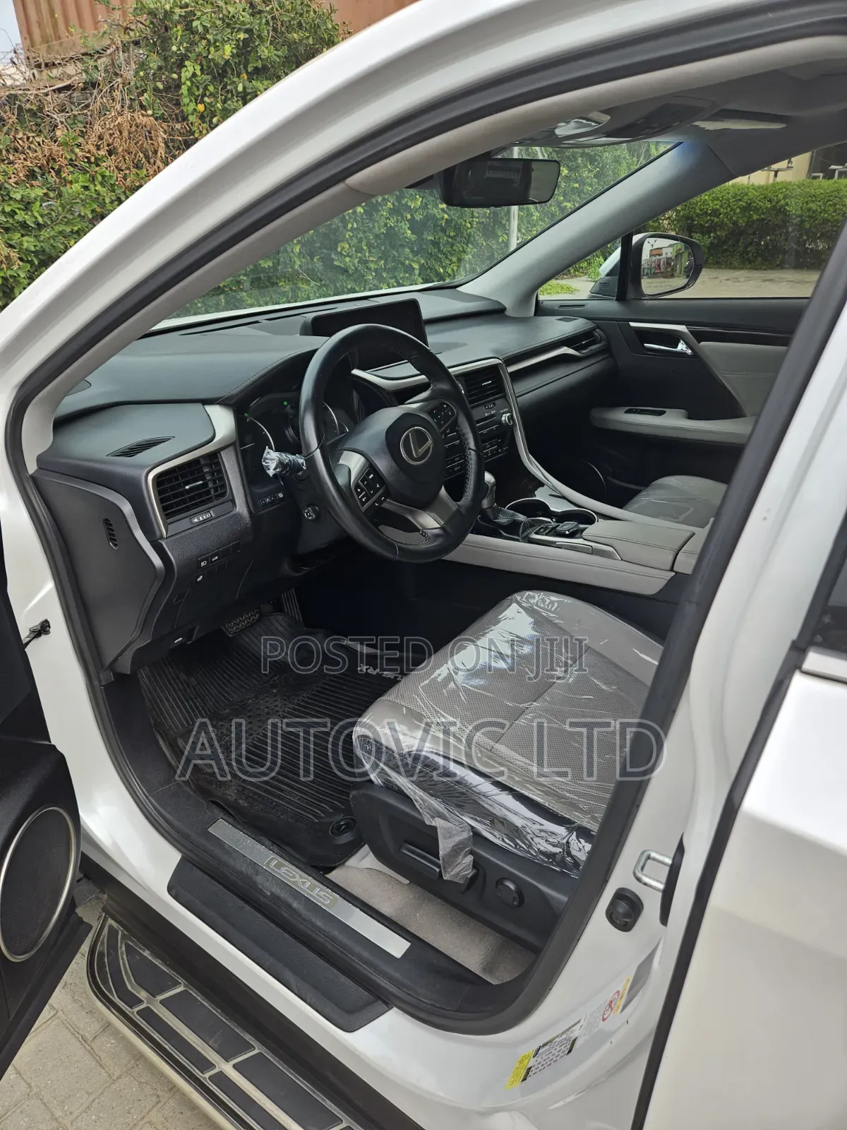 Lexus RX 350 AWD 2017 White