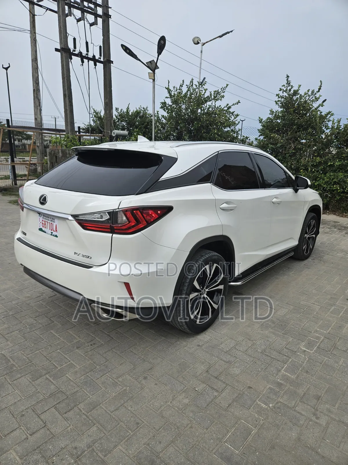 Lexus RX 350 AWD 2017 White