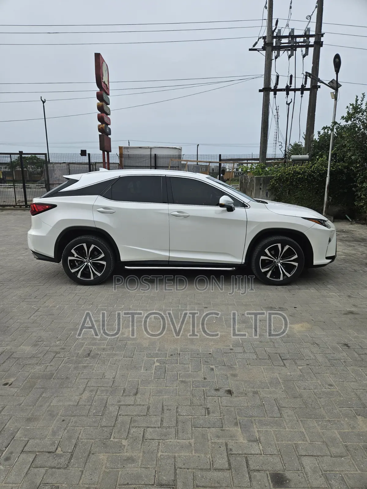 Lexus RX 350 AWD 2017 White