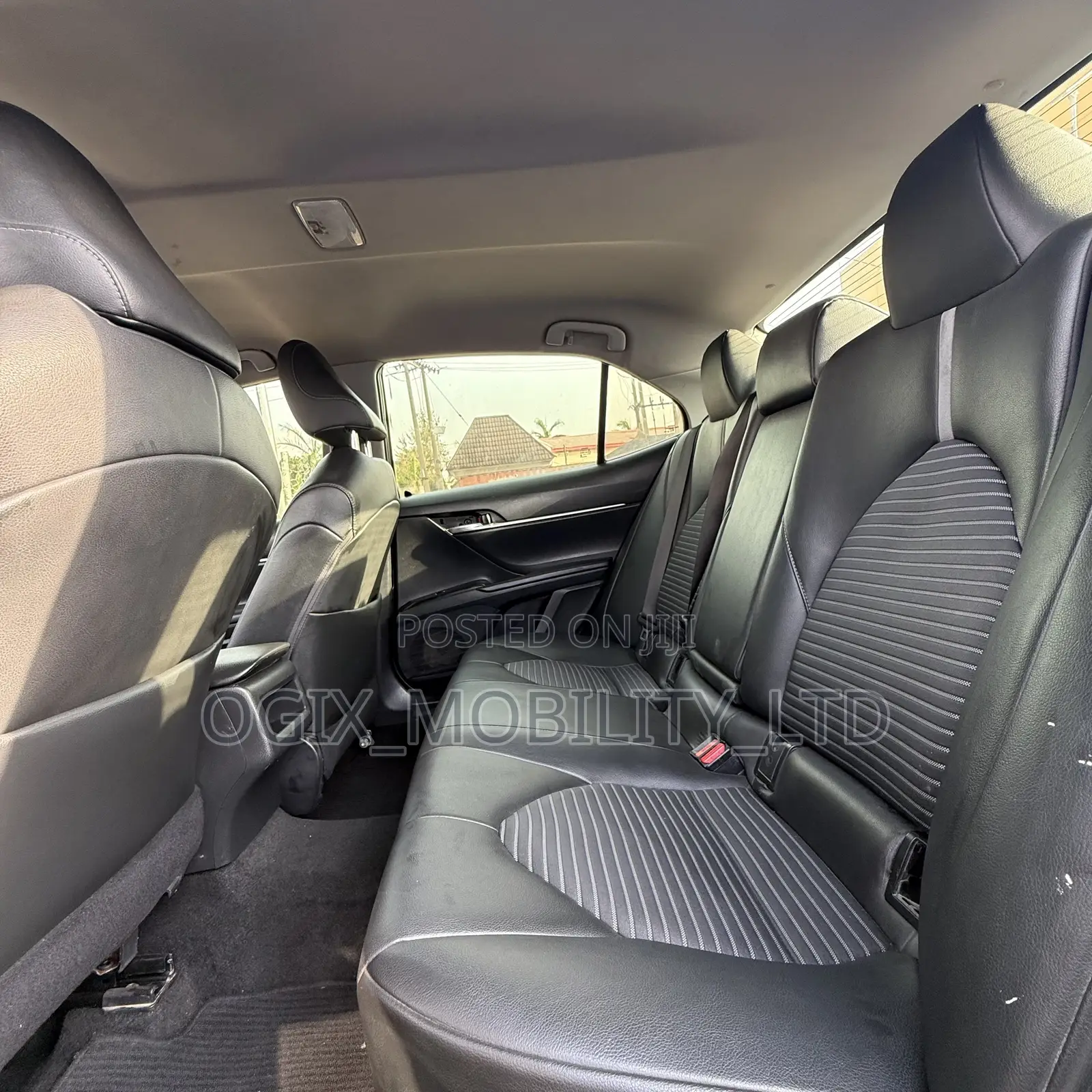 Toyota Camry 2018 Black