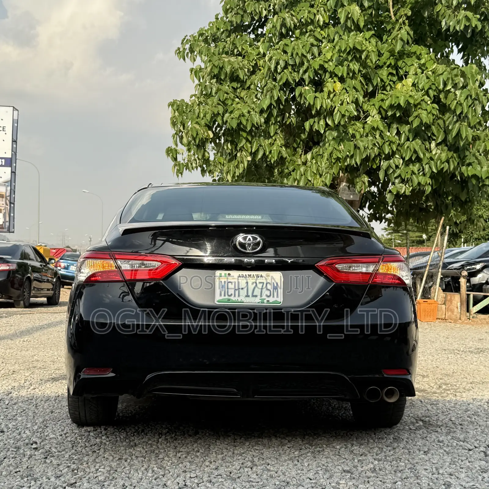 Toyota Camry 2018 Black