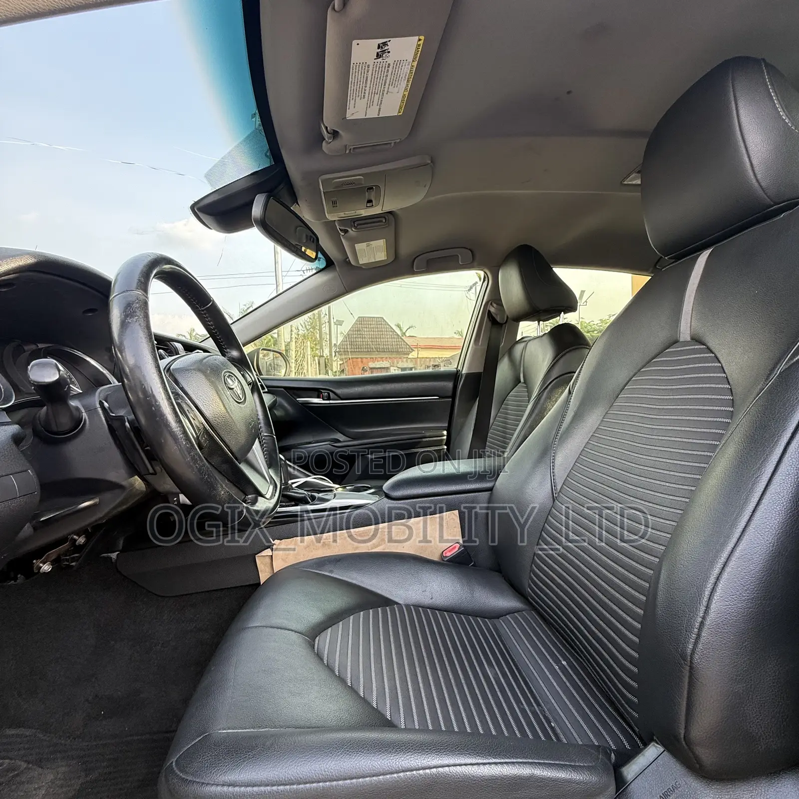 Toyota Camry 2018 Black