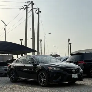 Toyota Camry 2018 Black