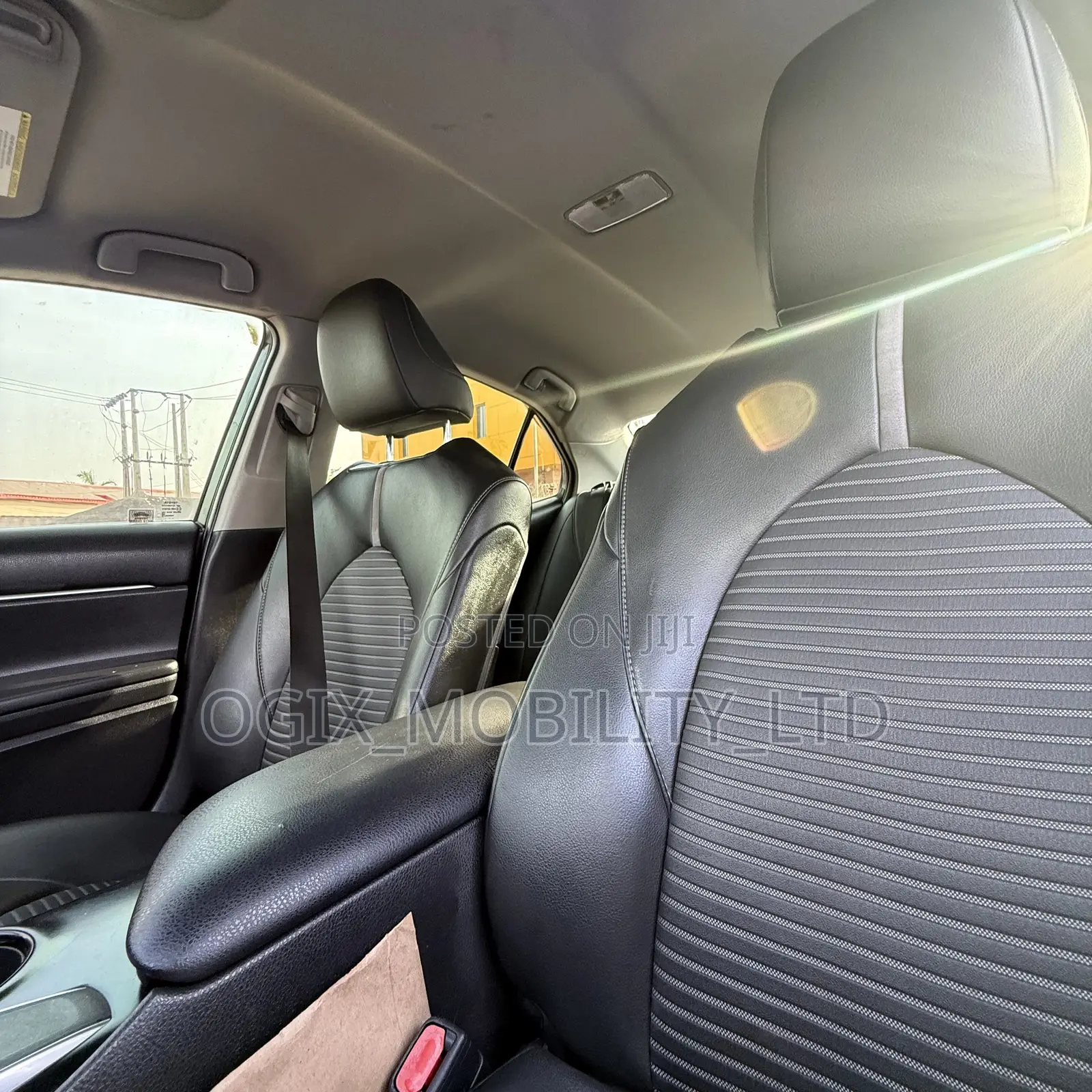 Toyota Camry 2018 Black