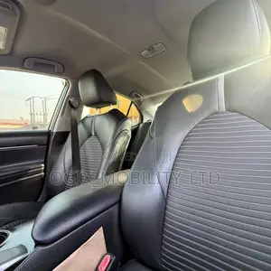 Toyota Camry 2018 Black