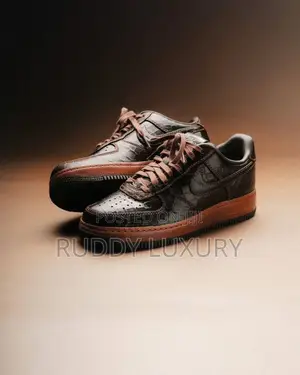 Nike Air Force One Low Textured Croc/Buy One, Get a Free Sock
