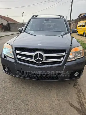Mercedes-Benz GLK-Class 350 4MATIC 2010 Gray