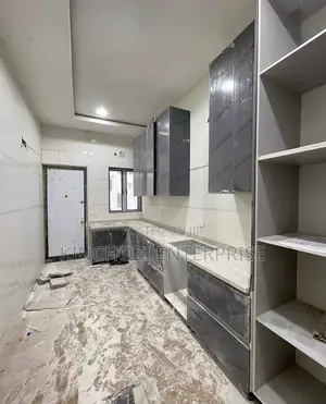 4bdrm Duplex in Lekki Phase 1 for rent