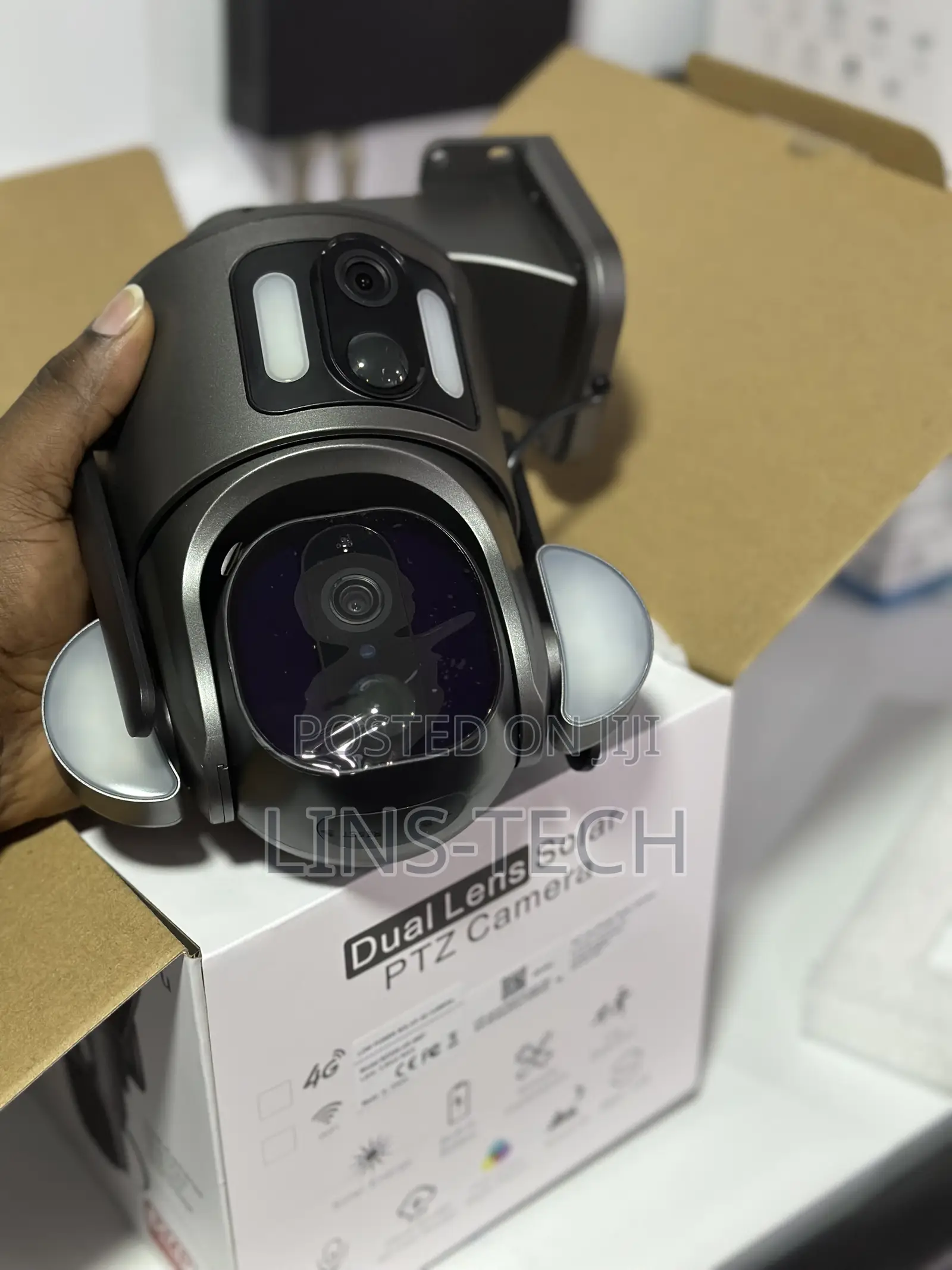 Ubox Solar Dual Lens PTZ Camera