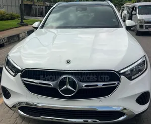 Mercedes-Benz GLC-Class GLC 300 2025 White