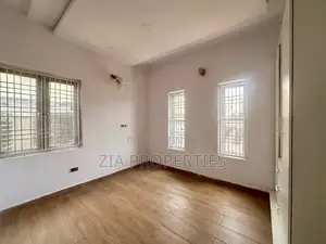 2bdrm Apartment in Lekki Expressway for rent