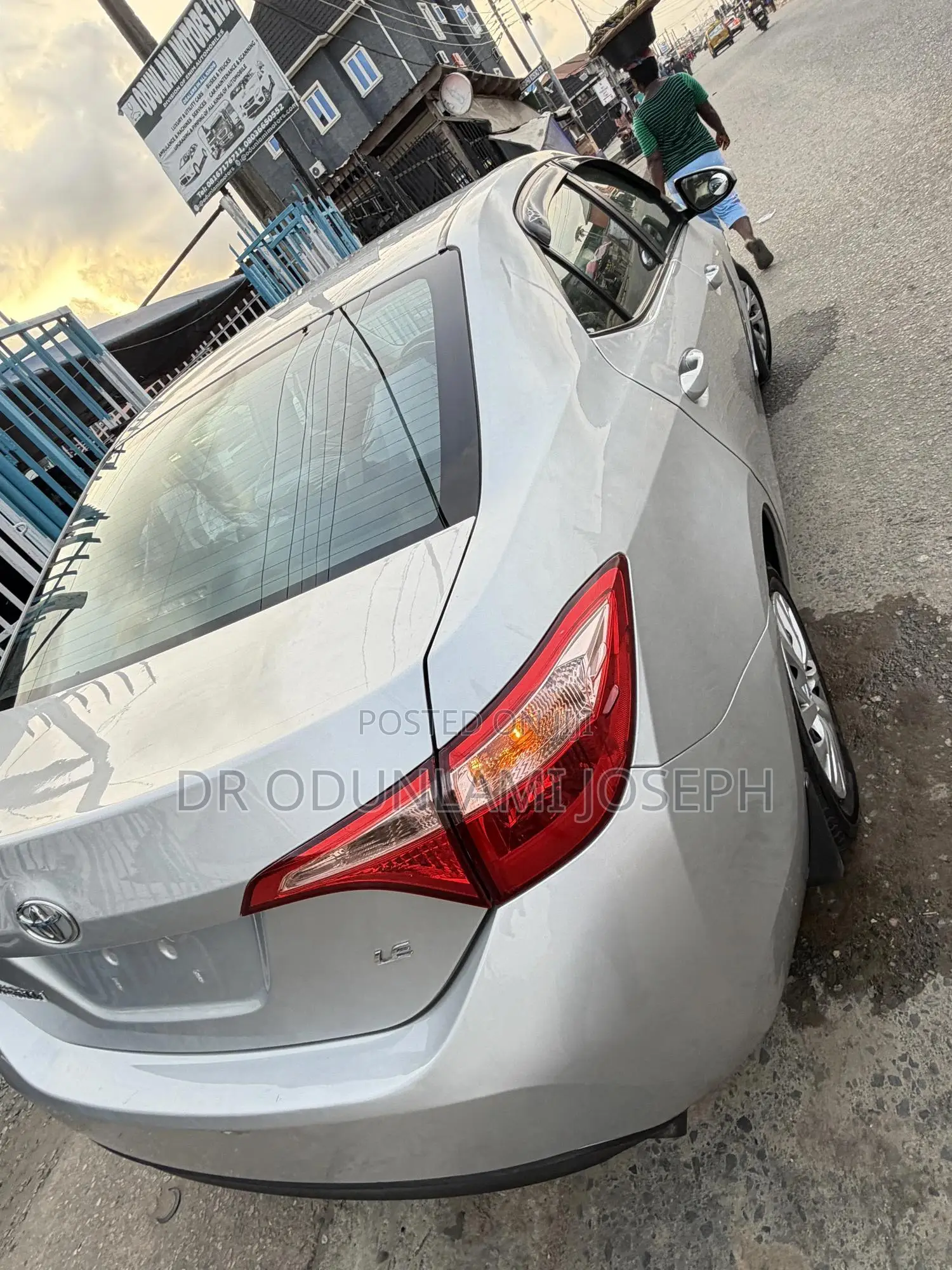 Toyota Corolla 2017 Silver
