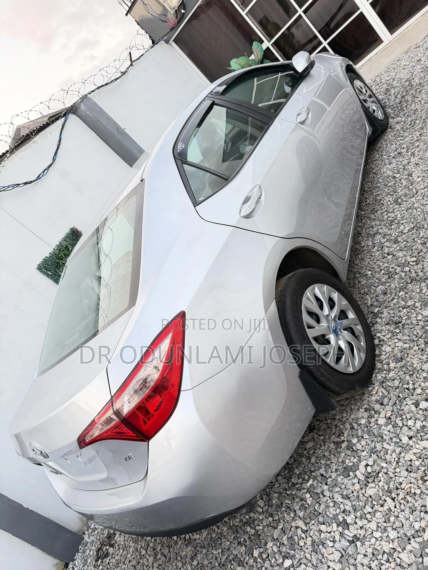 Toyota Corolla 2017 Silver