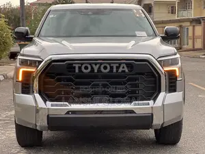 Toyota Tundra Limited Double Cab 6.5' Bed 2024 Silver