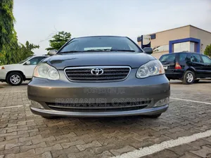 Toyota Corolla 2005 Gray