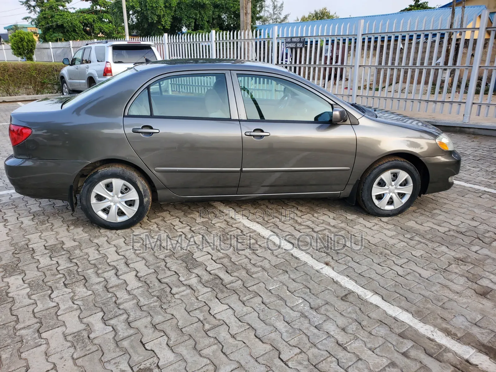 Toyota Corolla 2005 Gray