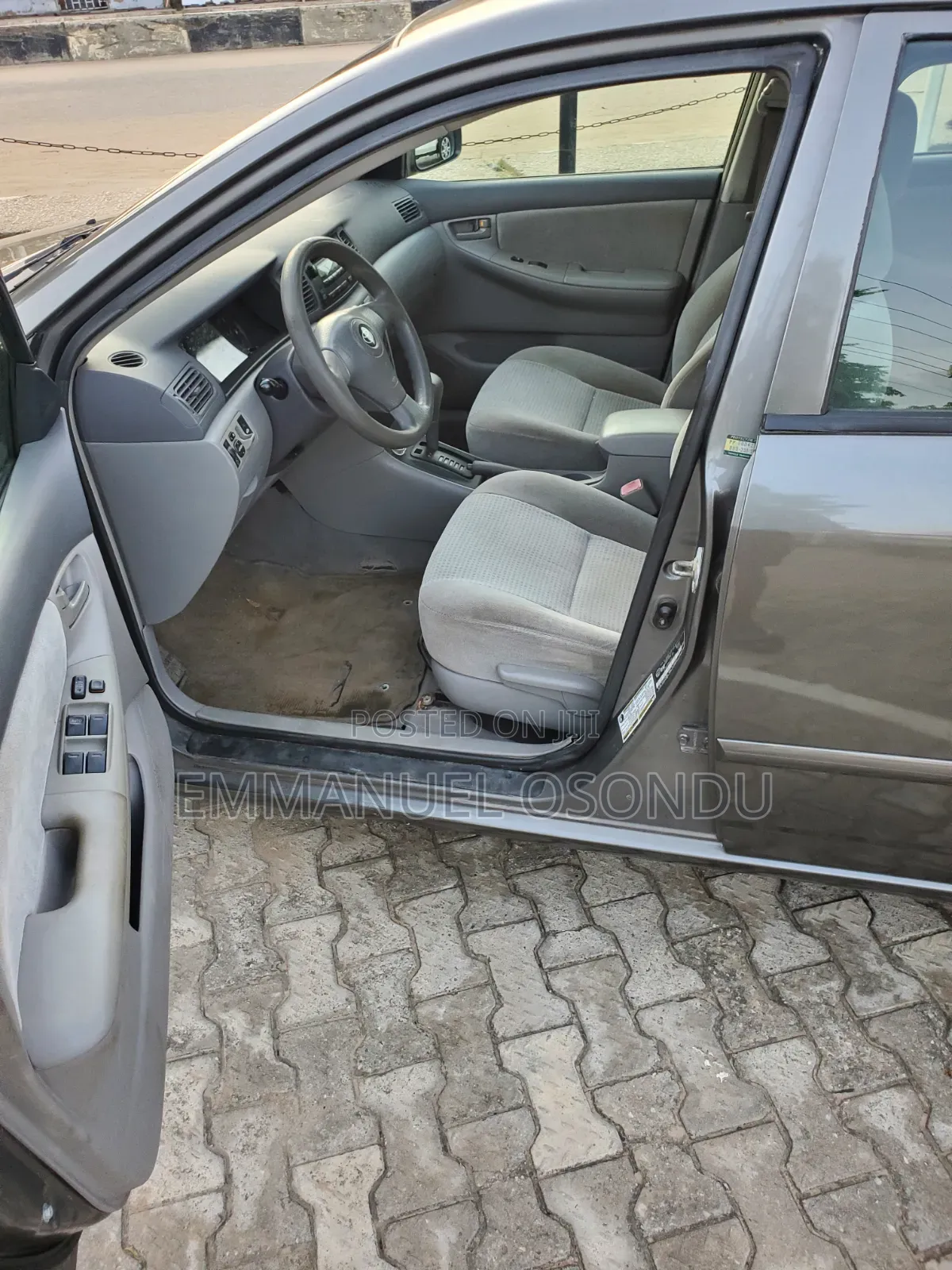 Toyota Corolla 2005 Gray