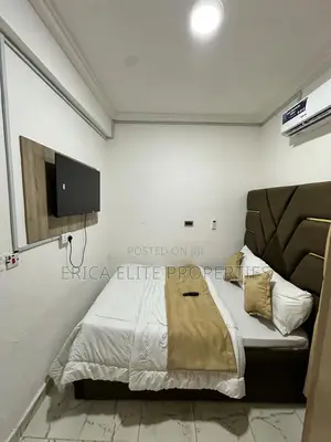 2/3 Bedroom Apartment