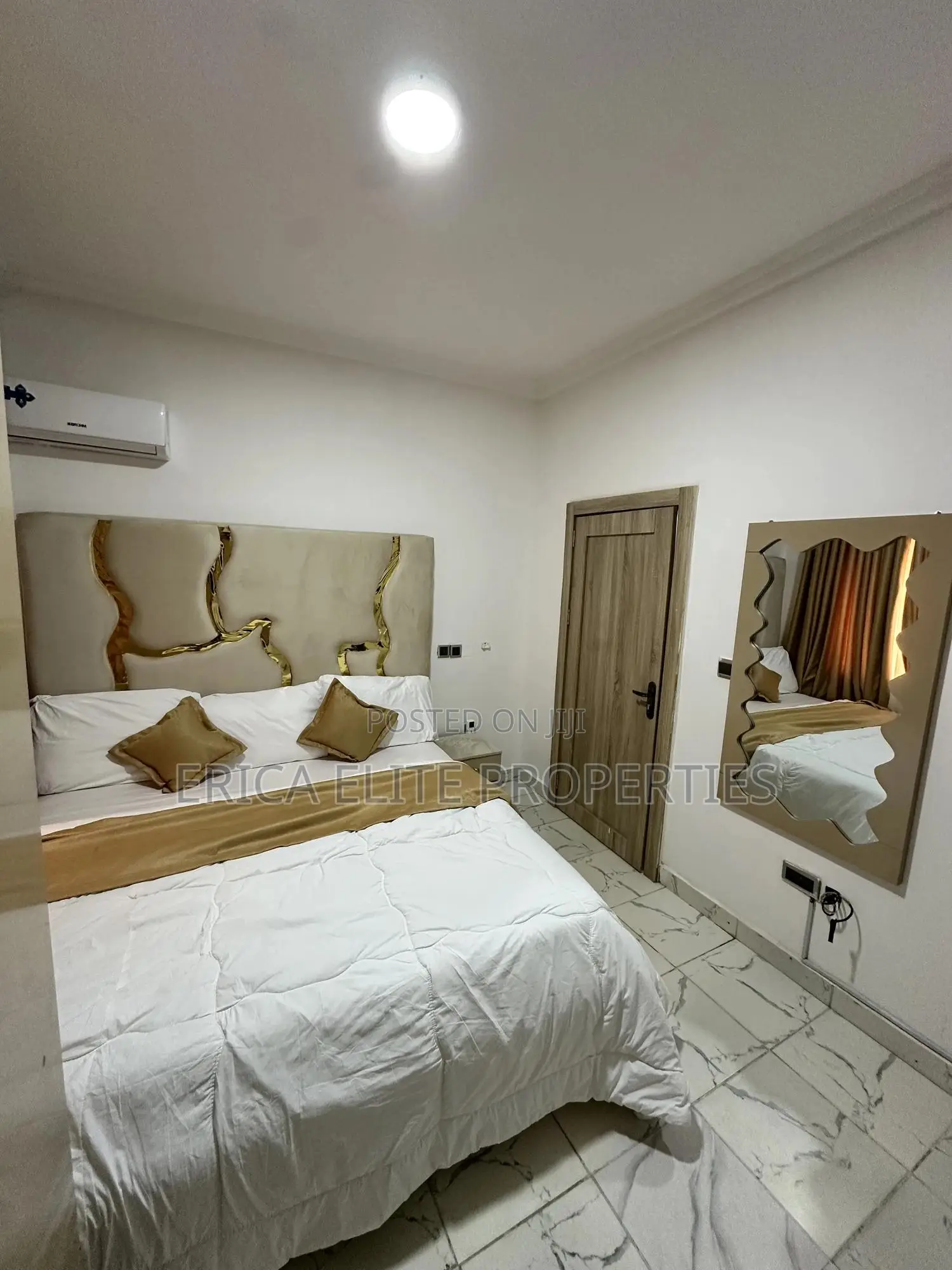 2/3 Bedroom Apartment
