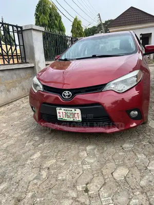 Toyota Corolla 2015 Red