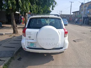 Toyota RAV4 2007 White