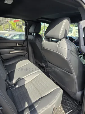 Toyota Tacoma 2024 Gray