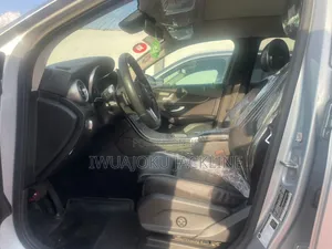 Mercedes-Benz GLC-Class 2021 Silver