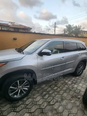 Toyota Highlander 2017 Silver