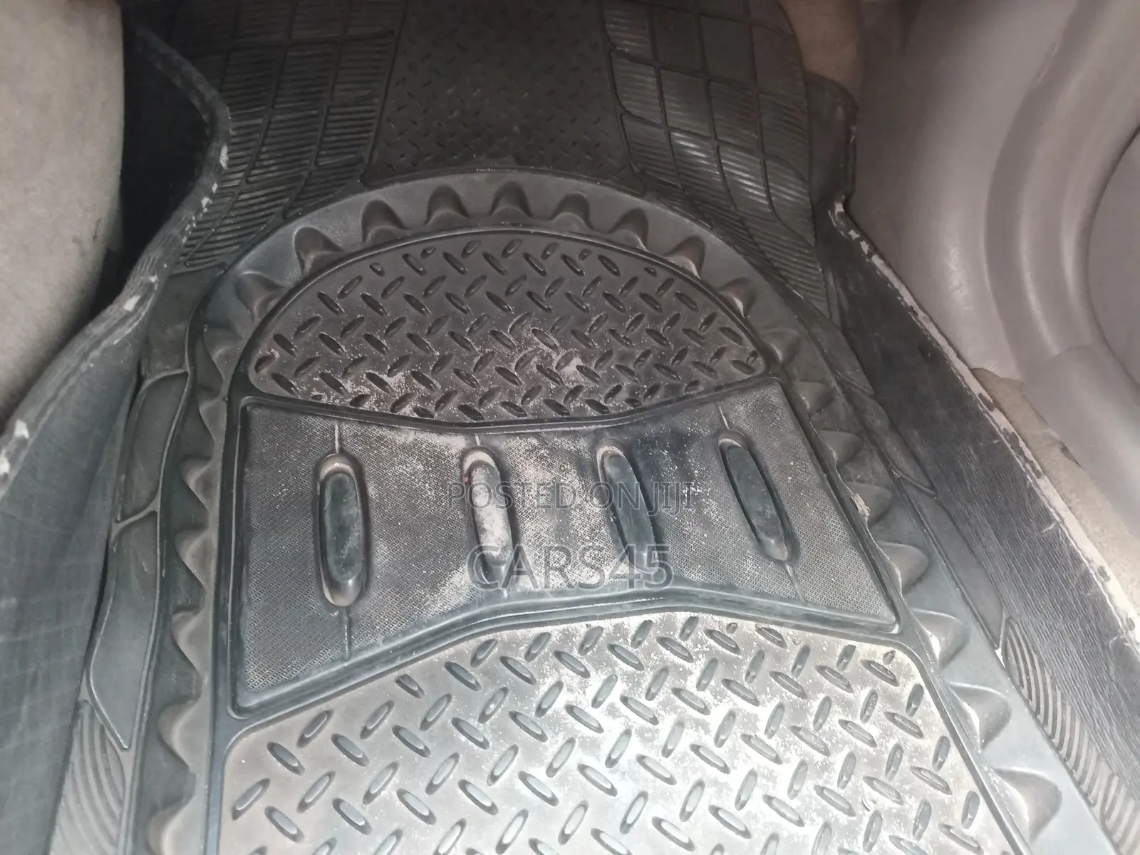 Toyota Camry 2004 Silver