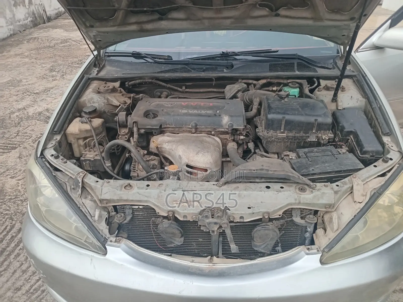 Toyota Camry 2004 Silver